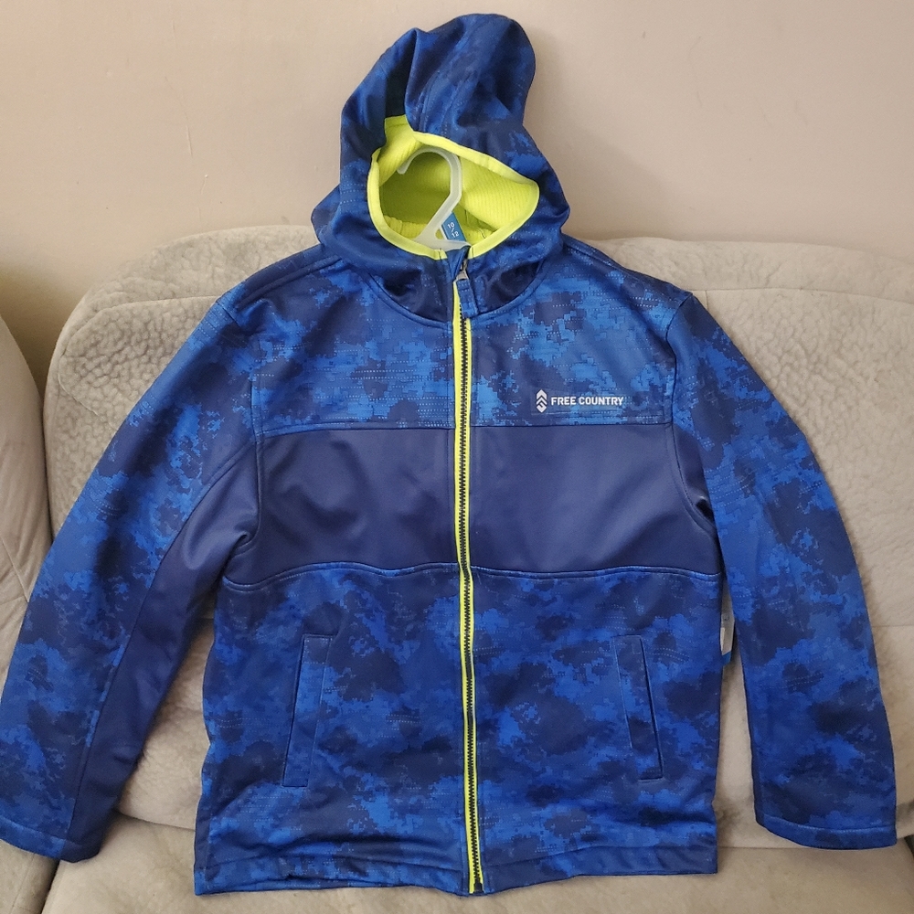 Free Country softshell jacket 10/12
